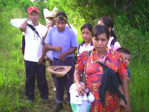 Viejo Velasco Displaced Return to Look For Belongings