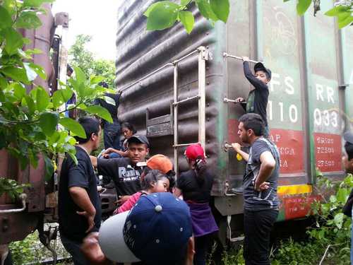 Migrants Boarding The Beast in Chiapas
