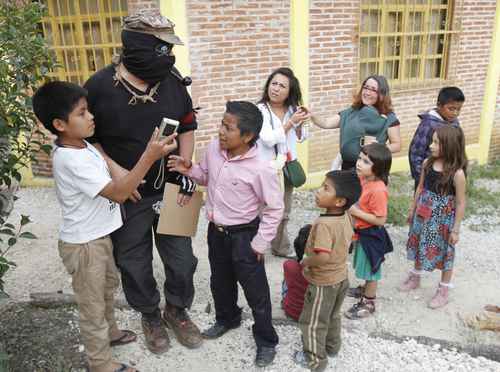 SupGaleano with children