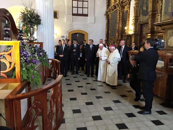 Pope Francisco visits the tomb of Bishop Samuel Ruíz García. Bishop Raúl Vera is next to the Pope.