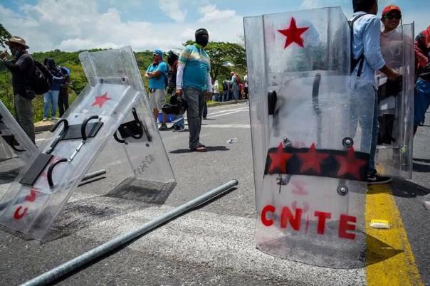 CNTE roadblock in Chiapas