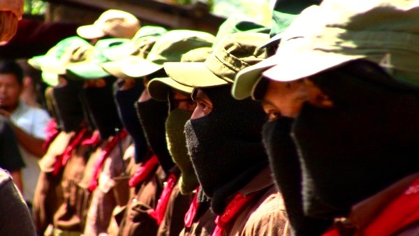 EZLN support for the Photo: Saúl Kak 