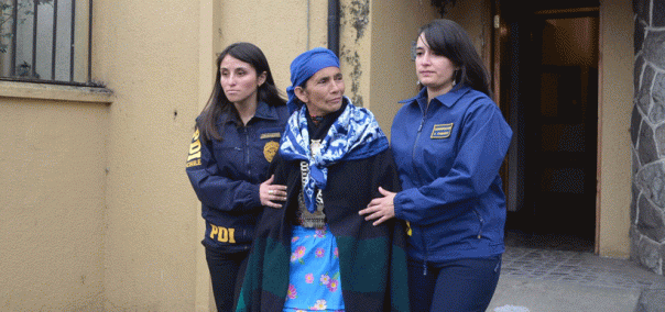 Machi Francisca in the center.