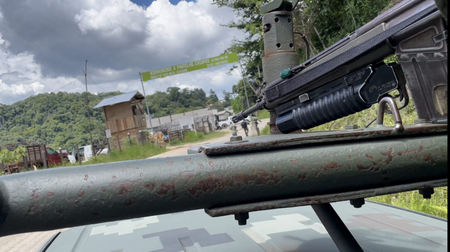 6-Fuerzas-armadas-entraron-a-la-cabecera-municipal-de-Pantelho-1536x860