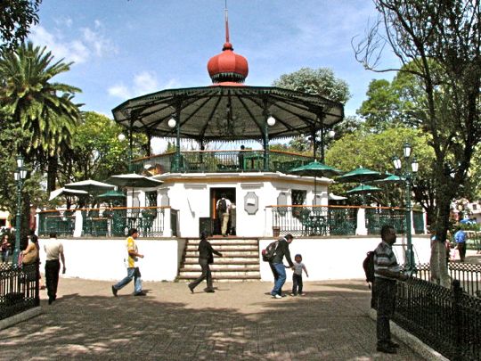 Z- kiosco &amp; people